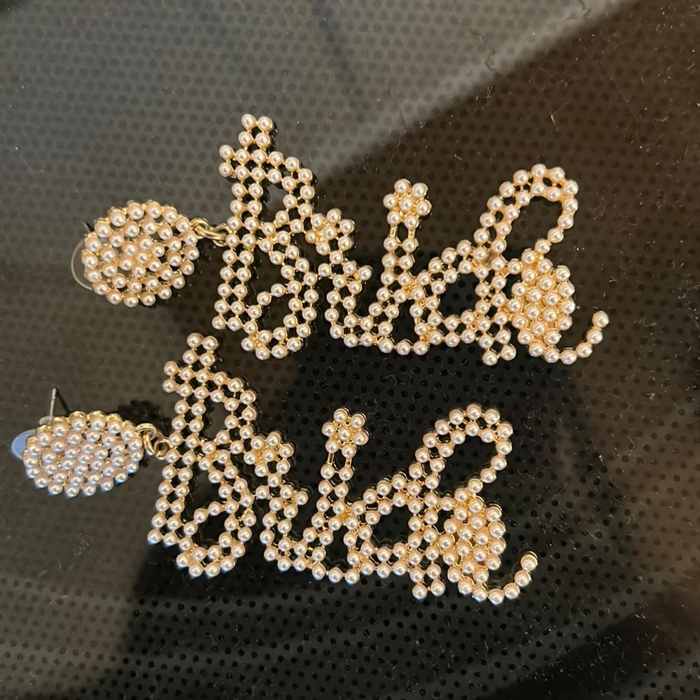 Bride earrings only worn once rose gold and white